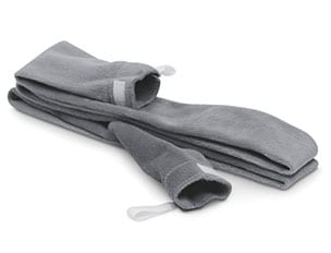 un primer plano de una tela gris