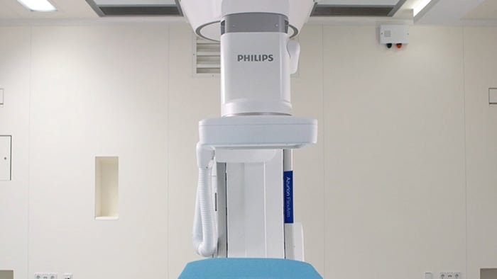 Philips Azurion 7C20 con FlexArm en radiología intervencionista